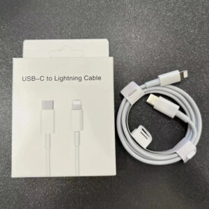 Cord USB C - Lightning in individual packaging